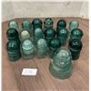 Image 1 : 18 blue insulators - different varieties