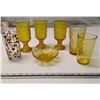Image 1 : 7 pieces Vintage Marigold glass