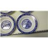Image 2 : Blue Willow "Royal Oak" China, 1 serving bowl, 4 soup bowls