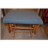 Image 1 : Foot Stool, 19"x15"
