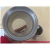 Image 3 : 2 tin mugs with canada on
