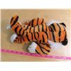 Image 3 : ESSo tiger stuffy
