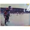 Image 2 : Mark messier phot of outdoor heritage hockey game