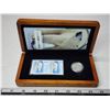 Image 2 : 2004 "The Proud Polar bear" limited edition, Stamp and Coin set - Canadian sterling silver 2 dollar 