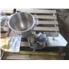 Image 1 : commercial mixing bowl and parts