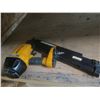 Image 4 : Bostitch heavy duty air nailer - model: N88WWB
