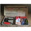 Image 1 : Arrow staple gun kit with staples