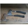 Image 1 : 2 hatchets
