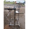 Image 2 : clothes hanging rack stainless steel