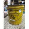 Image 3 : pail of Westeel Rosco bolts
