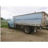 Image 2 : 1976 GMC 6500 V8 Grain Truck VIN:TCE677V568882