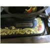 Image 3 : antique Singer sewing machine - no key