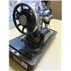 Image 7 : antique Singer sewing machine - no key