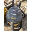 Image 2 : 13 gallon 6HP Shop Vac and mop pail