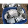 Image 3 : 2 totes of HVAC/ducting elbows