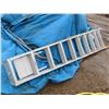 Image 2 : 10' aluminum painters ladder
