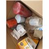 Image 2 : box of assorted oil filters
