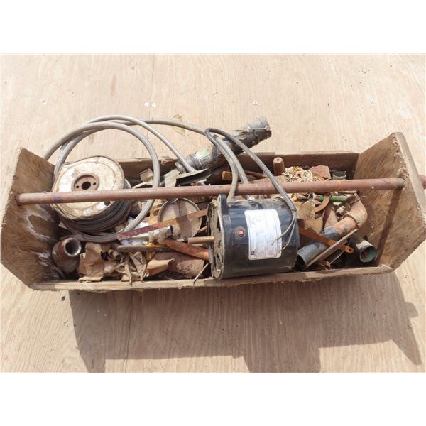 wooden toolbox w/hardware toolkits