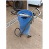 Image 4 : 10 gallon pressure sand blaster