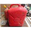 Image 2 : boat fuel tank - jerry can