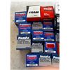 Image 2 : Box of oil filters