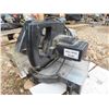 Image 3 : black and decker mitre saw good condition