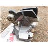 Image 4 : black and decker mitre saw good condition