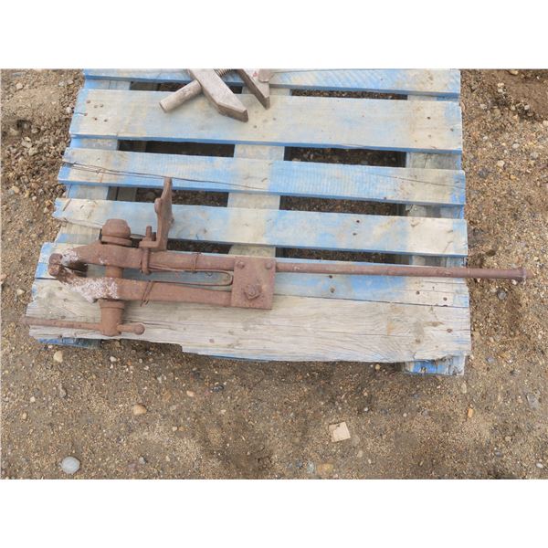 antique leg vise