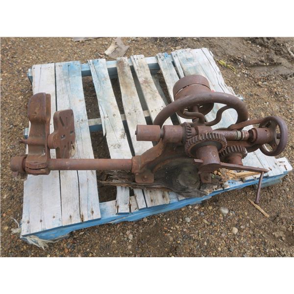 antique heavy duty post drill - turns freely, stiff