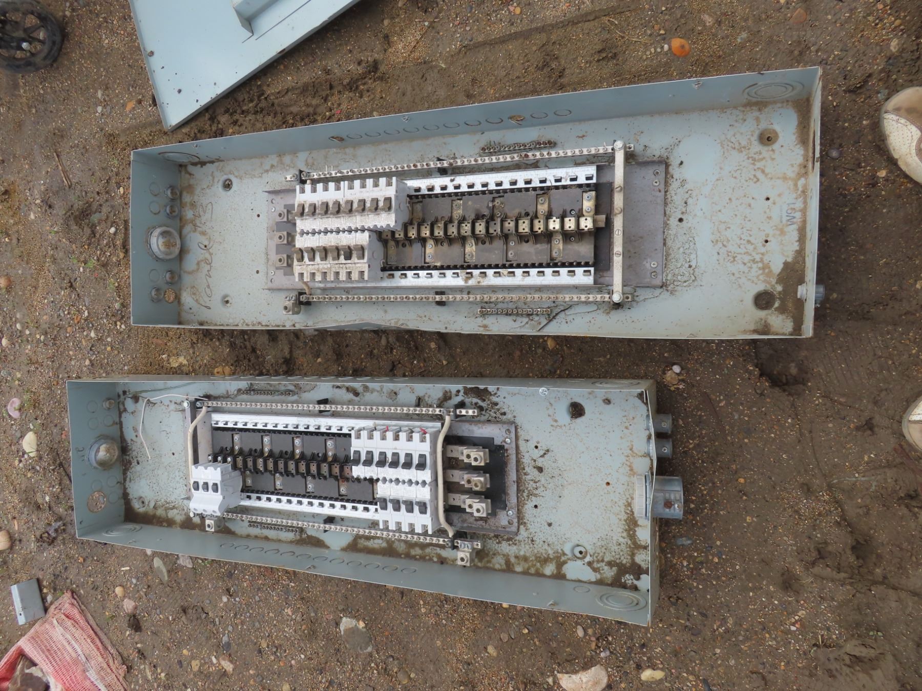 two panel boxes - Schmalz Auctions