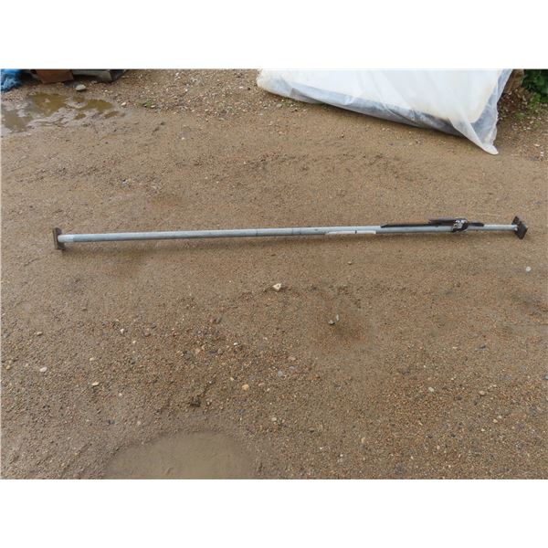 leveling jack for semi