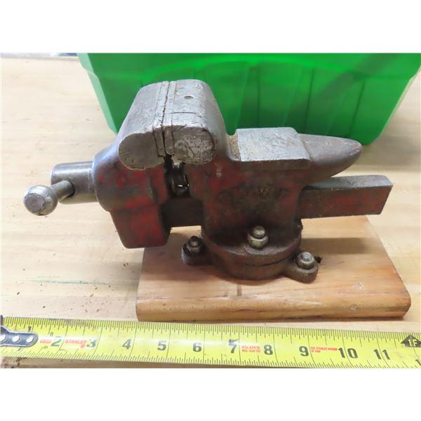 smaller bench vise