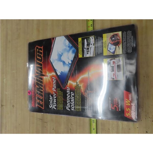 Motomaster solar panels