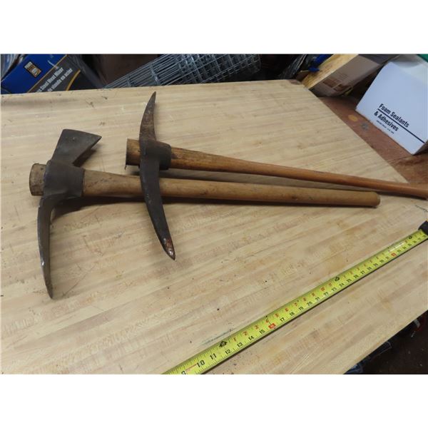 grub hoe and pick axe