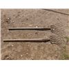 Image 1 : lot of 2 pitch forks