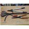 Image 1 : clippers , hedge trimmer , garden tools