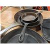 Image 2 : lot of cast iron fry pans