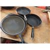 Image 1 : lot of cast iron frying pans