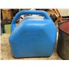 Image 3 : 20L kerosene jerrycan and fuel oil can