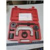 Image 1 : ball joint service set