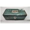 Image 5 : Green metal tackle box, c/w accessories