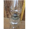 Image 2 : Antique Eagle Brand clear glass oil lamp