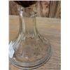 Image 3 : Antique Ribbed Pattern Glass Kerosene oil lamp - Queen Mary burner