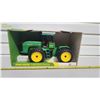 Image 2 : John Deere 9300 4WD Tractor 1/16 scale Replica Toy new in original box