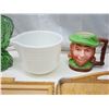 Image 5 : Large collection of Treasures - 2 Posters, serving trays, eagle bottle, figurines, party-lite, etc.