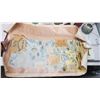 Image 8 : Large collection of Treasures - 2 Posters, serving trays, eagle bottle, figurines, party-lite, etc.