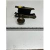Image 2 : Vintage Bronze Antique Door & Knob