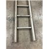 Image 2 : Wooden rung ladder - 10' tall