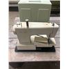 Image 1 : Electric sewing machine - works well - Kenmore