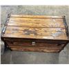 Image 2 : Steamer trunk - 34"w x 21"H x 19"